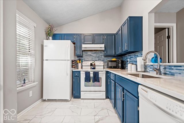 6727 Sundown Drive S, Indianapolis, IN 46254