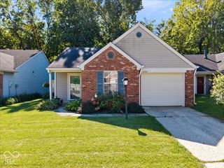 6727 Sundown Drive S, Indianapolis, IN 46254