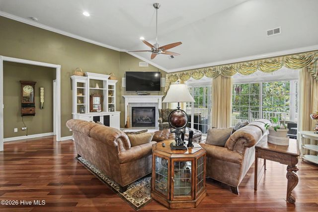 665 Stanton Hall Drive NW, Calabash, NC 28467