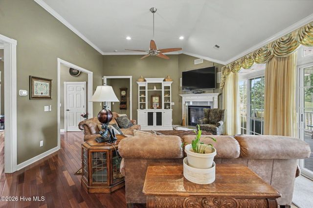 665 Stanton Hall Drive NW, Calabash, NC 28467