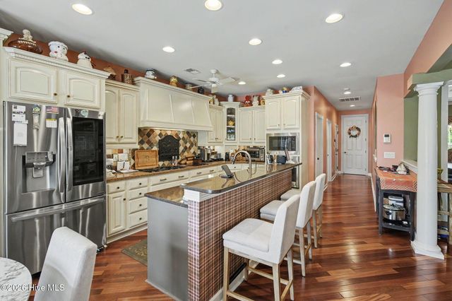 665 Stanton Hall Drive NW, Calabash, NC 28467