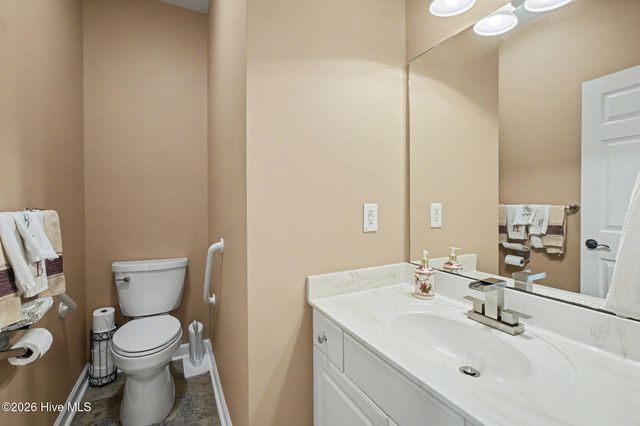 665 Stanton Hall Drive NW, Calabash, NC 28467