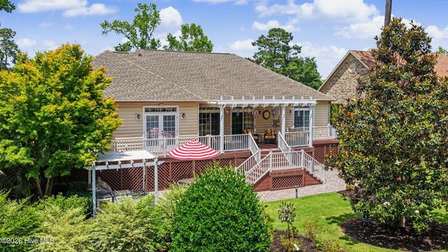 665 Stanton Hall Drive NW, Calabash, NC 28467