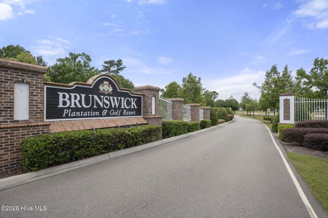 665 Stanton Hall Drive NW, Calabash, NC 28467