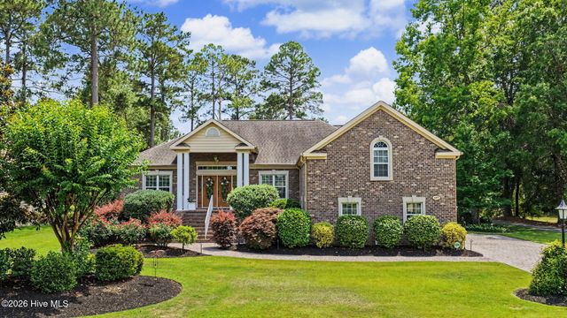 665 Stanton Hall Drive NW, Calabash, NC 28467