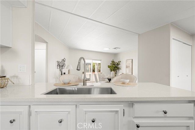 7221 San Luis, Carlsbad, CA 92011