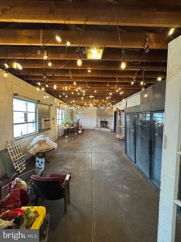 233 SCOTTDALE RD, Lansdowne, PA 19050