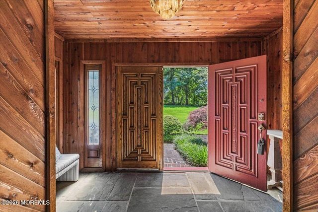 11 Galloping Hill Road, Holmdel, NJ 07733