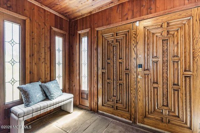 11 Galloping Hill Road, Holmdel, NJ 07733