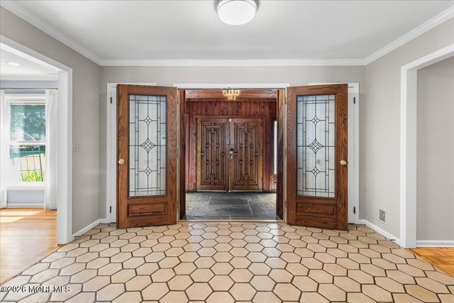11 Galloping Hill Road, Holmdel, NJ 07733