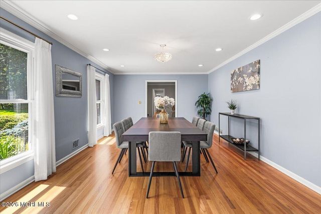 11 Galloping Hill Road, Holmdel, NJ 07733