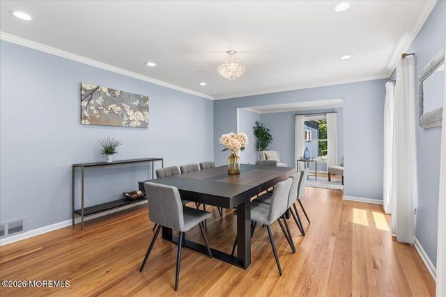 11 Galloping Hill Road, Holmdel, NJ 07733