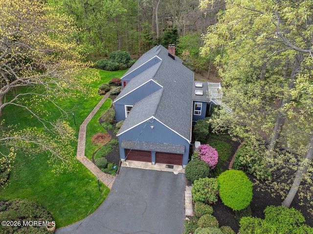 11 Galloping Hill Road, Holmdel, NJ 07733