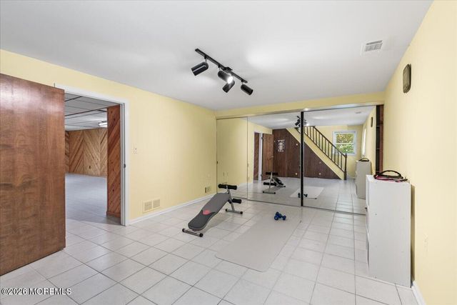 11 Galloping Hill Road, Holmdel, NJ 07733