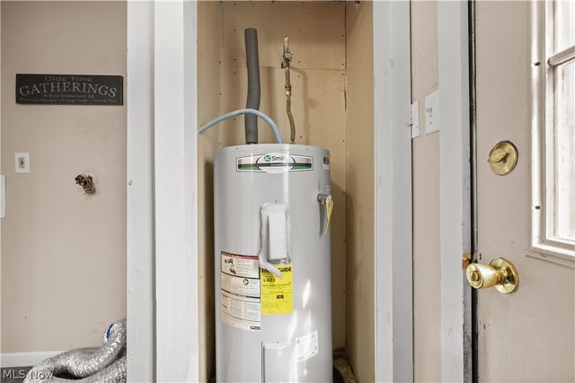 5006 Maderia Drive, West Salem, OH 44287