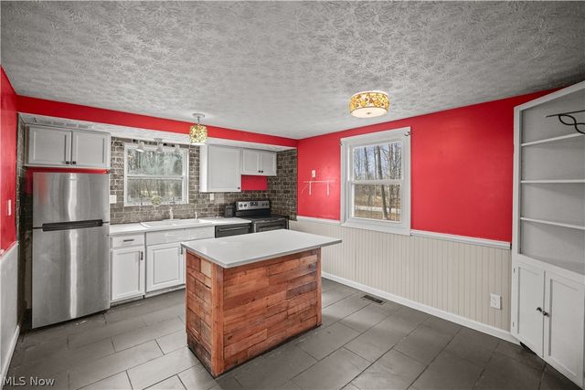 5006 Maderia Drive, West Salem, OH 44287