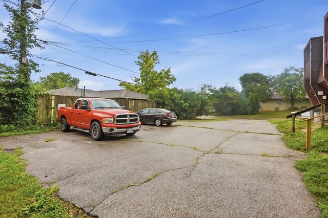 3667 Mccarley Drive S, Columbus, OH 43228