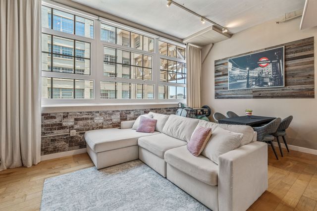 2600 W 7th Street 1415, Fort Worth, TX 76107