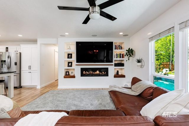 3011 N Crane Creek Rd., Boise, ID 83702