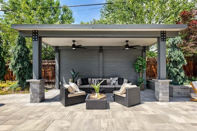 3011 N Crane Creek Rd., Boise, ID 83702