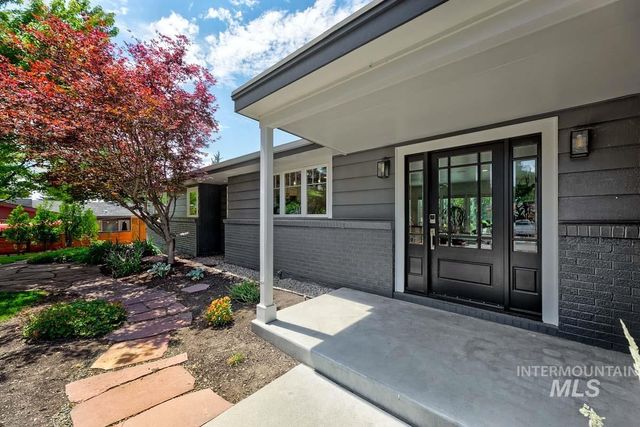 3011 N Crane Creek Rd., Boise, ID 83702