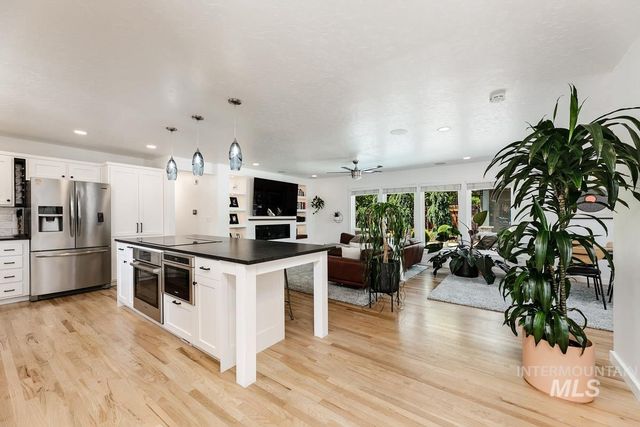 3011 N Crane Creek Rd., Boise, ID 83702
