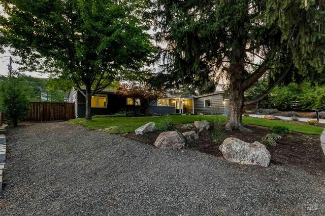 3011 N Crane Creek Rd., Boise, ID 83702