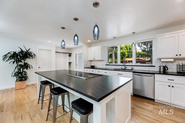 3011 N Crane Creek Rd., Boise, ID 83702