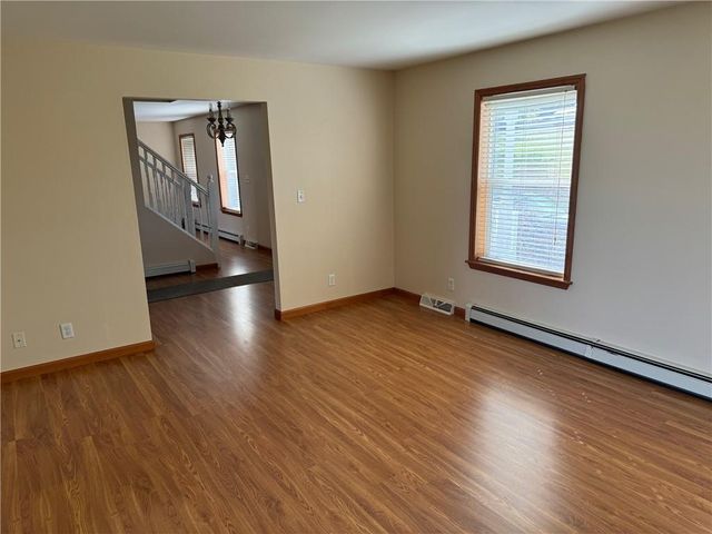 10 Ashlyn Drive, Marlboro, NY 12542