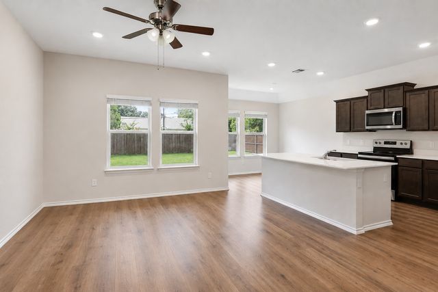 1804 Pecan Valley Drive, Kaufman, TX 75142