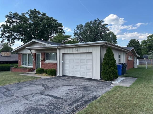 891 Lane Allen Road, Lexington, KY 40504
