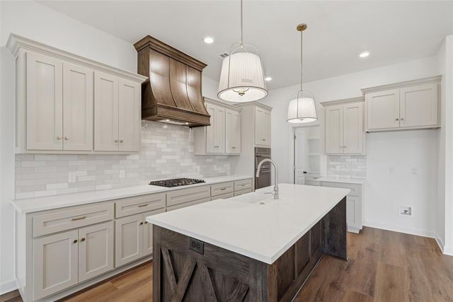 9027 Avington Way, Guthrie, OK 73044