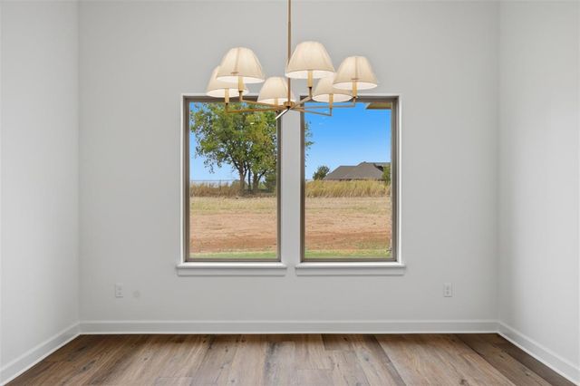 9027 Avington Way, Guthrie, OK 73044