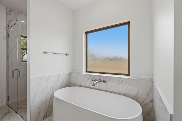 9027 Avington Way, Guthrie, OK 73044