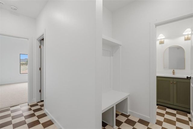9027 Avington Way, Guthrie, OK 73044