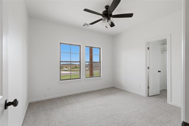 9027 Avington Way, Guthrie, OK 73044