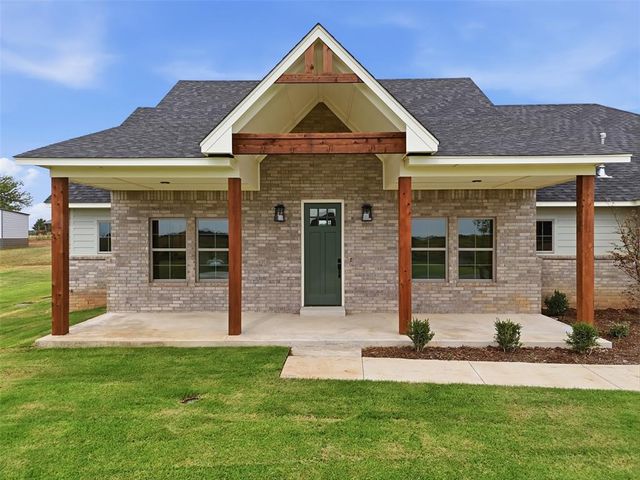 9027 Avington Way, Guthrie, OK 73044