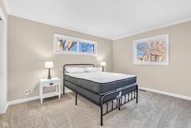 22 Sayre Drive, Greenwood, IN 46143