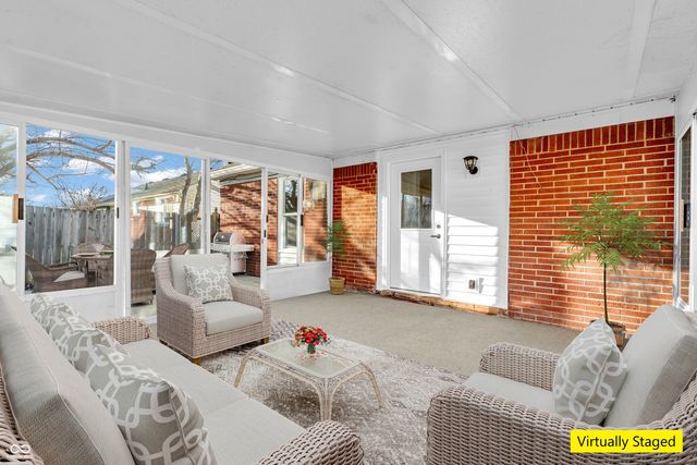 22 Sayre Drive, Greenwood, IN 46143