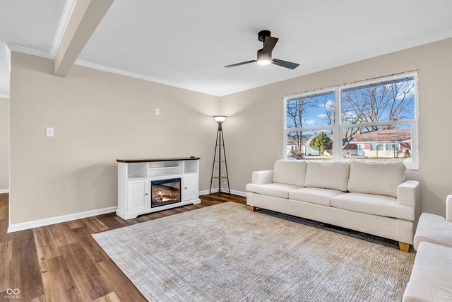 22 Sayre Drive, Greenwood, IN 46143