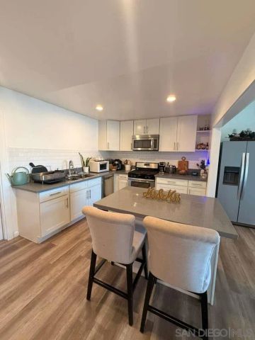 3424 Corte Loro, San Ysidro, CA 92173