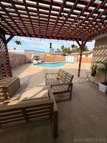 3424 Corte Loro, San Ysidro, CA 92173