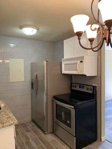2134 Fairfax Ave Apt D1, Nashville, TN 37212