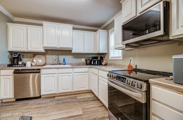 19116 Crestwick Street, Saucier, MS 39574