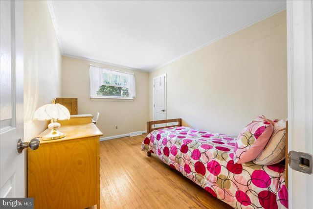 376 CLEVELAND AVE, West Berlin, NJ 08091
