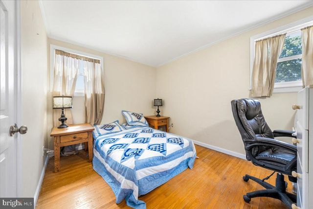 376 CLEVELAND AVE, West Berlin, NJ 08091