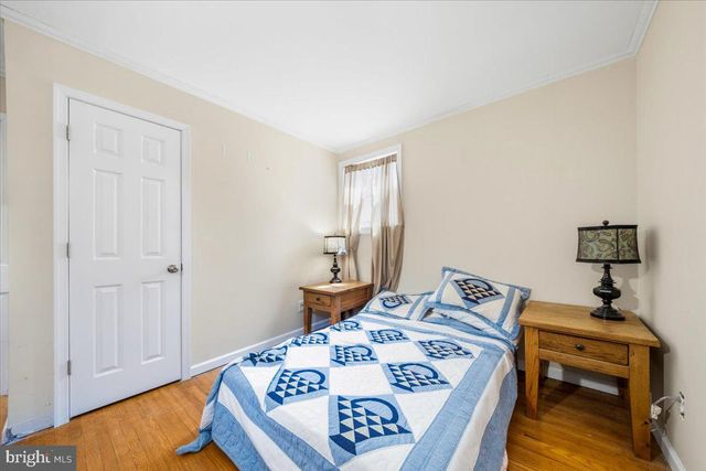 376 CLEVELAND AVE, West Berlin, NJ 08091