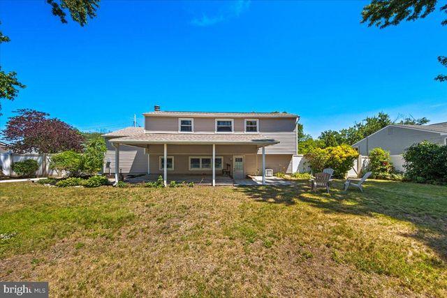 376 CLEVELAND AVE, West Berlin, NJ 08091