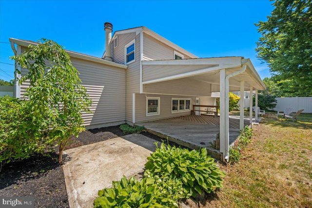376 CLEVELAND AVE, West Berlin, NJ 08091