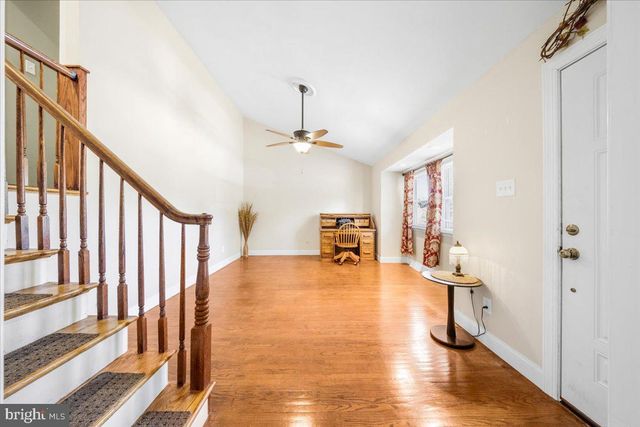 376 CLEVELAND AVE, West Berlin, NJ 08091